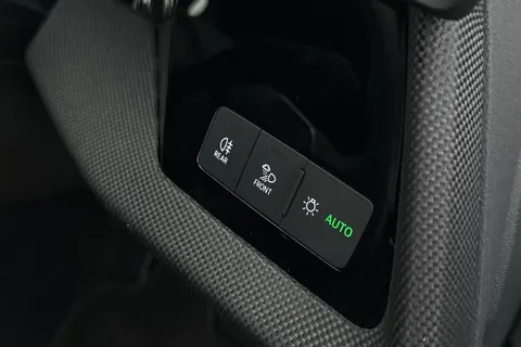 PY25CYX Audi A3 Black Edition 35 TDI 150 PS S tronic Thumbnail #44