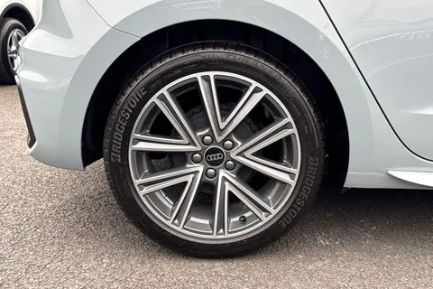 Audi A1 1.0 TFSI 25 S line Sportback Euro 6 (s/s) 5dr Thumbnail #12
