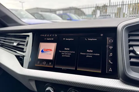 Audi A1 1.0 TFSI 25 S line Sportback Euro 6 (s/s) 5dr Thumbnail #17