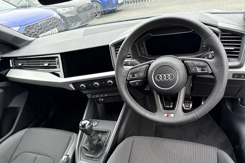 Audi A1 1.0 TFSI 25 S line Sportback Euro 6 (s/s) 5dr Thumbnail #18