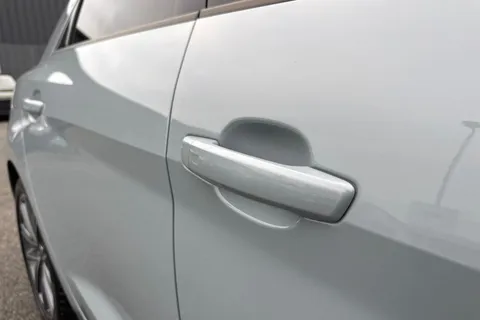 Audi A1 1.0 TFSI 25 S line Sportback Euro 6 (s/s) 5dr Thumbnail #28