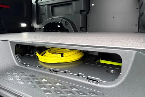 DC25FJE Volkswagen ID. Buzz Cargo Commerce SWB 286 PS 77 kWh - Delivery Mileage Thumbnail #31