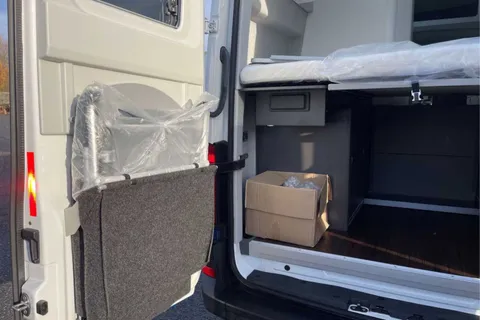 KS24BGX Volkswagen Grand California 2.0 TDI 600 5dr Tip Auto 3.5T 2 Berth Layout Thumbnail #56