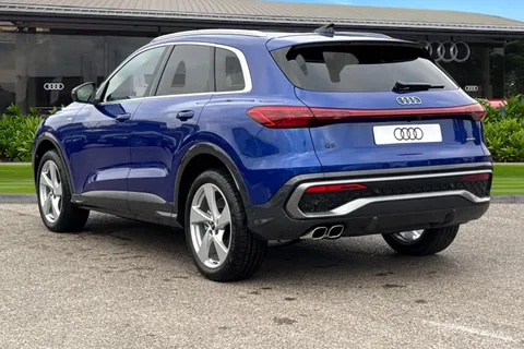  Audi Q5 2.0 TDI S line S Tronic quattro Euro 6 (s/s) 5dr Thumbnail #3