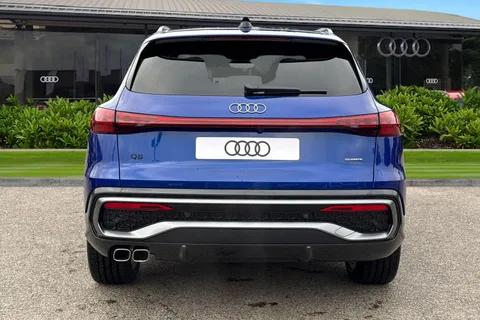  Audi Q5 2.0 TDI S line S Tronic quattro Euro 6 (s/s) 5dr Thumbnail #5