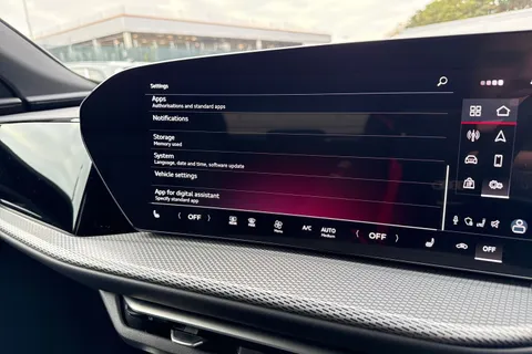  Audi Q5 2.0 TDI S line S Tronic quattro Euro 6 (s/s) 5dr Thumbnail #38