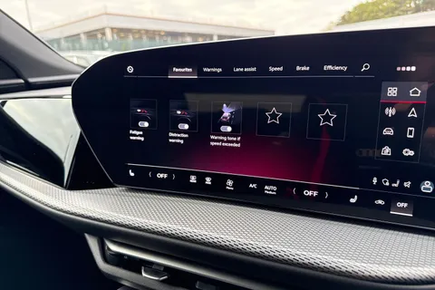  Audi Q5 2.0 TDI S line S Tronic quattro Euro 6 (s/s) 5dr Thumbnail #39