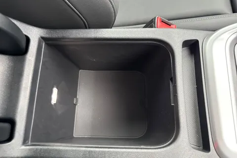  Audi Q5 2.0 TDI S line S Tronic quattro Euro 6 (s/s) 5dr Thumbnail #50