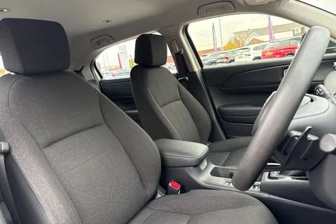 24 of 53 for HONDA HR-V 1.5 eHEV Elegance 5dr CVT