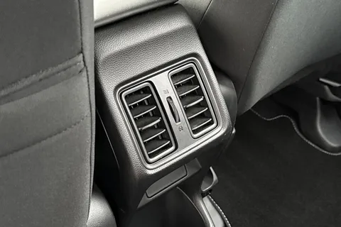 33 of 53 for HONDA HR-V 1.5 eHEV Elegance 5dr CVT