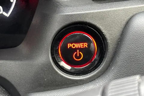 37 of 53 for HONDA HR-V 1.5 eHEV Elegance 5dr CVT