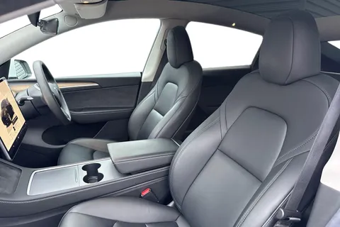 MA72YVG Tesla Model Y (Dual Motor) Long Range Auto 4WDE 5dr Thumbnail #17