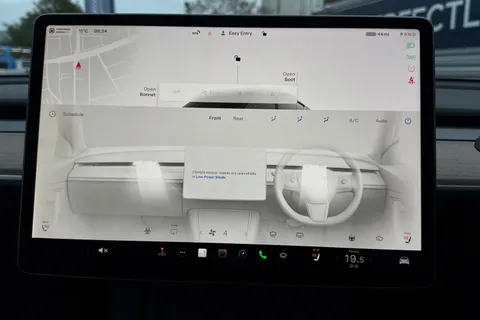 MA72YVG Tesla Model Y (Dual Motor) Long Range Auto 4WDE 5dr Thumbnail #23