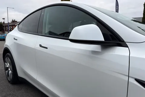 MA72YVG Tesla Model Y (Dual Motor) Long Range Auto 4WDE 5dr Thumbnail #28