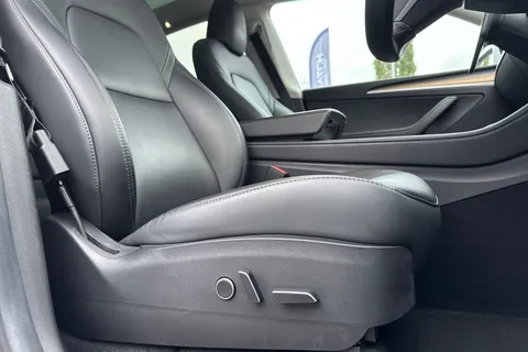 MA72YVG Tesla Model Y (Dual Motor) Long Range Auto 4WDE 5dr Thumbnail #38