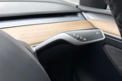 MA72YVG Tesla Model Y (Dual Motor) Long Range Auto 4WDE 5dr Thumbnail #40