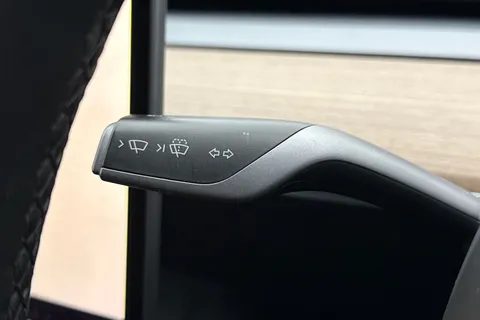 MA72YVG Tesla Model Y (Dual Motor) Long Range Auto 4WDE 5dr Thumbnail #41