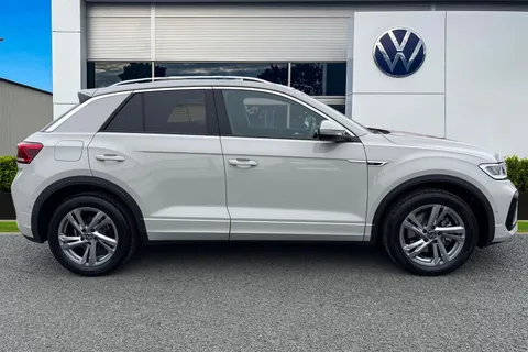 KT74AOS Volkswagen T-Roc 2.0 TDI 150 EVO R-Line 5dr DSG⭐Low TAX £195 a year, Rear view camera⭐ Thumbnail #4