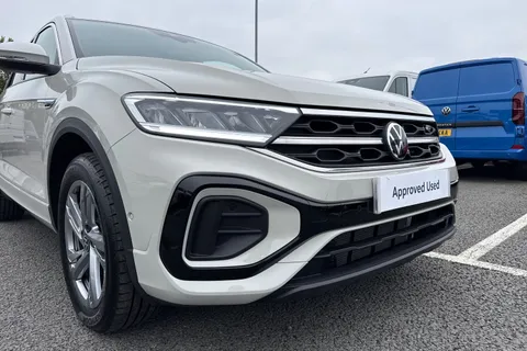 KT74AOS Volkswagen T-Roc 2.0 TDI 150 EVO R-Line 5dr DSG⭐Low TAX £195 a year, Rear view camera⭐ Thumbnail #9
