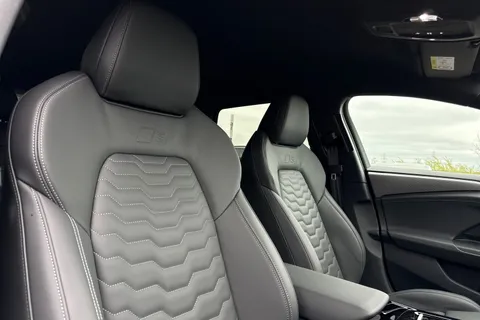  Audi A6 E-Tron Avant 100kWh Performance S line Auto 5dr Thumbnail #24