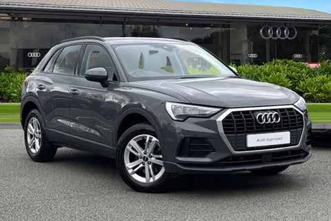 DS72UJL Audi Q3 Technik 35 TFSI 150 PS S tronic Thumbnail #1