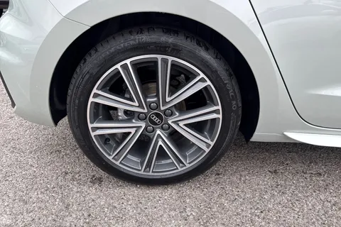  Audi A1 1.0 TFSI 30 S line Sportback Euro 6 (s/s) 5dr Thumbnail #11