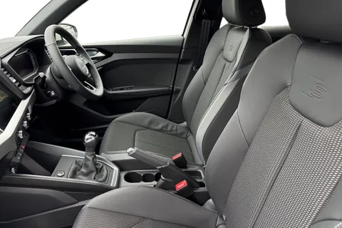  Audi A1 1.0 TFSI 30 S line Sportback Euro 6 (s/s) 5dr Thumbnail #16