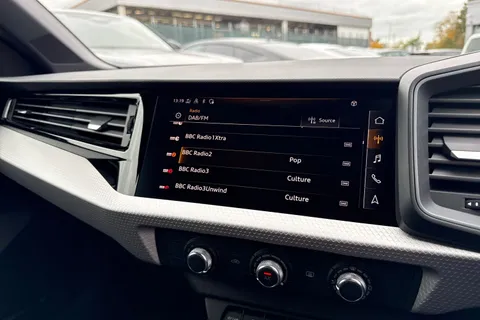  Audi A1 1.0 TFSI 30 S line Sportback Euro 6 (s/s) 5dr Thumbnail #29