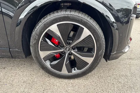 Audi Q6 E-Tron 100kWh Edition 1 Auto quattro 5dr Thumbnail #10