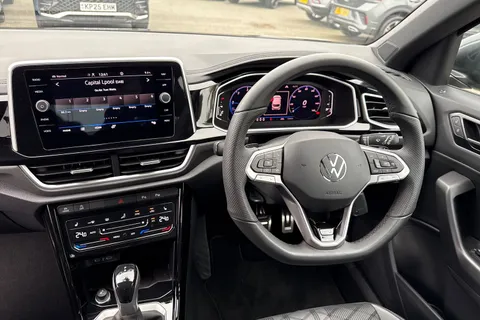 DK25ZLN Volkswagen T-Roc 2.0 TDI 150 EVO R-Line 5dr DSG | Heated Seats | App Connect Thumbnail #19