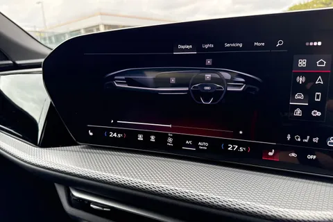  Audi Q5 2.0 TFSI S line Sportback S Tronic quattro Euro 6 (s/s) 5dr Thumbnail #39