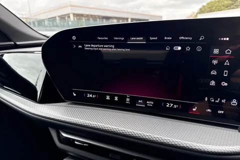  Audi Q5 2.0 TFSI S line Sportback S Tronic quattro Euro 6 (s/s) 5dr Thumbnail #44