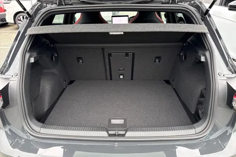 CY25GMG Volkswagen Golf 2.0 TSI 300 GTI Clubsport 5dr DSG⭐Black Pack, DCC, Sunroof, 'Akrapovic' exh Thumbnail #7