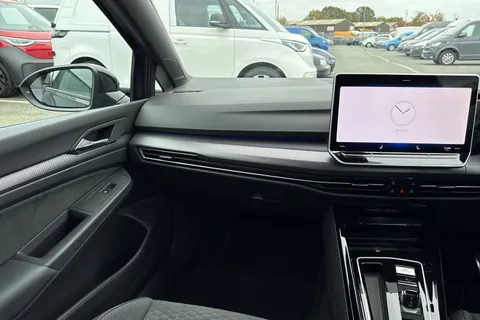 CY25GMG Volkswagen Golf 2.0 TSI 300 GTI Clubsport 5dr DSG⭐Black Pack, DCC, Sunroof, 'Akrapovic' exh Thumbnail #20