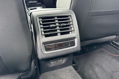 CY25GMG Volkswagen Golf 2.0 TSI 300 GTI Clubsport 5dr DSG⭐Black Pack, DCC, Sunroof, 'Akrapovic' exh Thumbnail #36