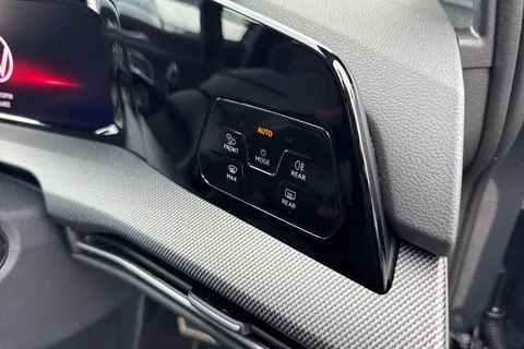 CY25GMG Volkswagen Golf 2.0 TSI 300 GTI Clubsport 5dr DSG⭐Black Pack, DCC, Sunroof, 'Akrapovic' exh Thumbnail #38