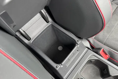 CY25GMG Volkswagen Golf 2.0 TSI 300 GTI Clubsport 5dr DSG⭐Black Pack, DCC, Sunroof, 'Akrapovic' exh Thumbnail #42