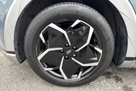 GY72EXN Hyundai Ioniq 5 73kWh Premium Auto 5dr Thumbnail #11