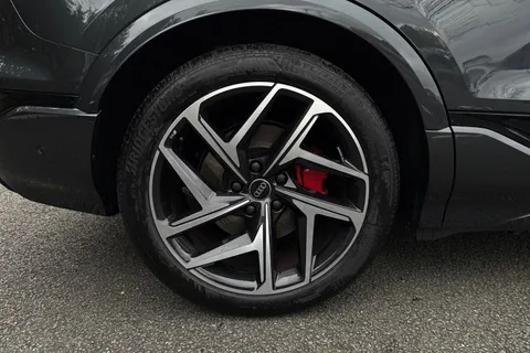 KW74LZF Audi Q6 E-Tron Q6 SUV Edition 1 e-tron quattro 285,00 kW Thumbnail #11