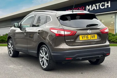 VF16JVR Nissan Qashqai 1.5 dCi Tekna 2WD Euro 6 (s/s) 5dr Thumbnail #3