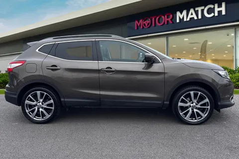 VF16JVR Nissan Qashqai 1.5 dCi Tekna 2WD Euro 6 (s/s) 5dr Thumbnail #4