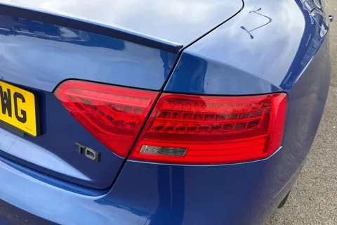 OY16WWG Audi A5 2.0 TDI Black Edition Plus Euro 6 (s/s) 2dr Thumbnail #8