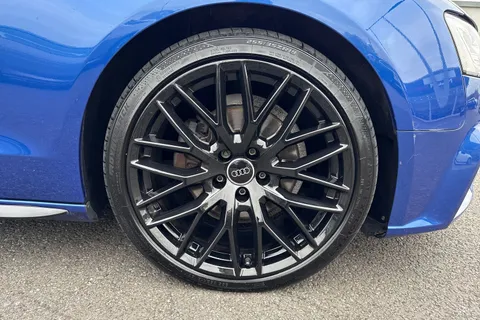 OY16WWG Audi A5 2.0 TDI Black Edition Plus Euro 6 (s/s) 2dr Thumbnail #10