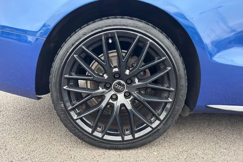 OY16WWG Audi A5 2.0 TDI Black Edition Plus Euro 6 (s/s) 2dr Thumbnail #11