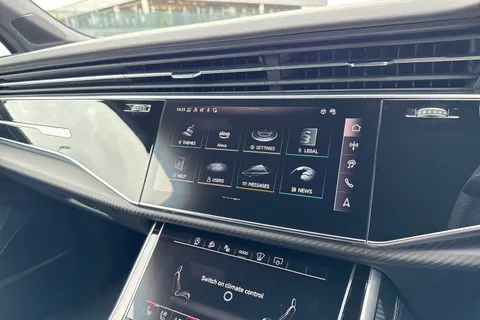  Audi SQ7 4.0 TFSI V8 Vorsprung Tiptronic quattro Euro 6 (s/s) 5dr Thumbnail #52