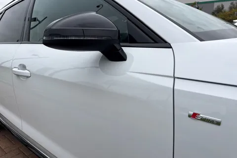 27 of 66 for AUDI A4 35 TFSI Black Edition 5dr S Tronic