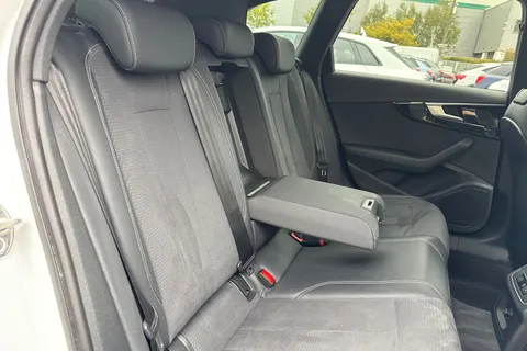 43 of 66 for AUDI A4 35 TFSI Black Edition 5dr S Tronic