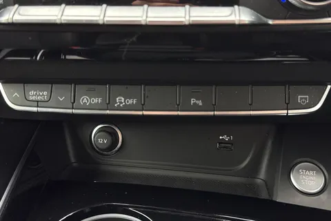 59 of 66 for AUDI A4 35 TFSI Black Edition 5dr S Tronic