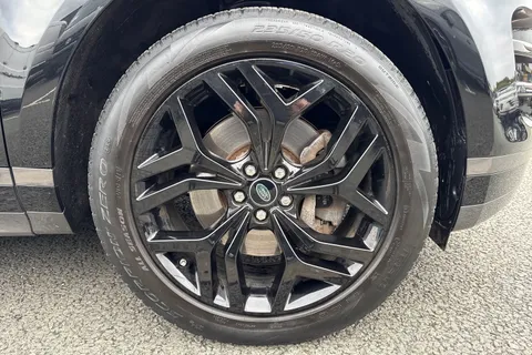 CK70YPU Land Rover Range Rover Evoque 2.0 D150 R-Dynamic FWD Euro 6 (s/s) 5dr Thumbnail #10