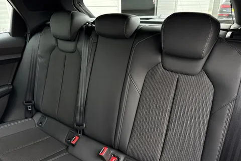 PF72NUY Audi A1 1.5 TFSI 35 S line Sportback S Tronic Euro 6 (s/s) 5dr Thumbnail #20